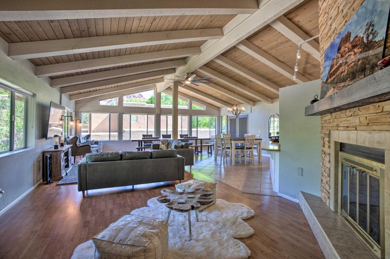 Sedona Hideaway With Swim Spa And Private Tavern! Kültér fotó