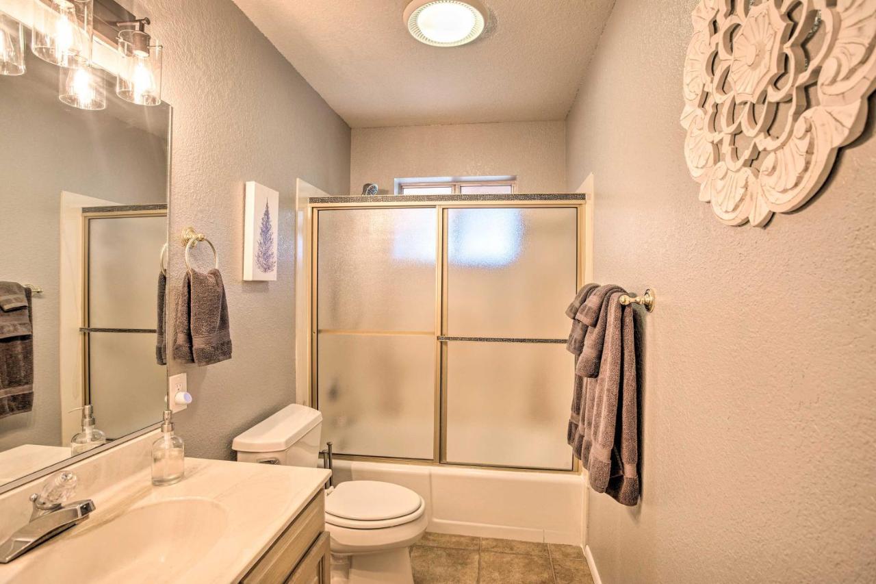 Sedona Hideaway With Swim Spa And Private Tavern! Kültér fotó